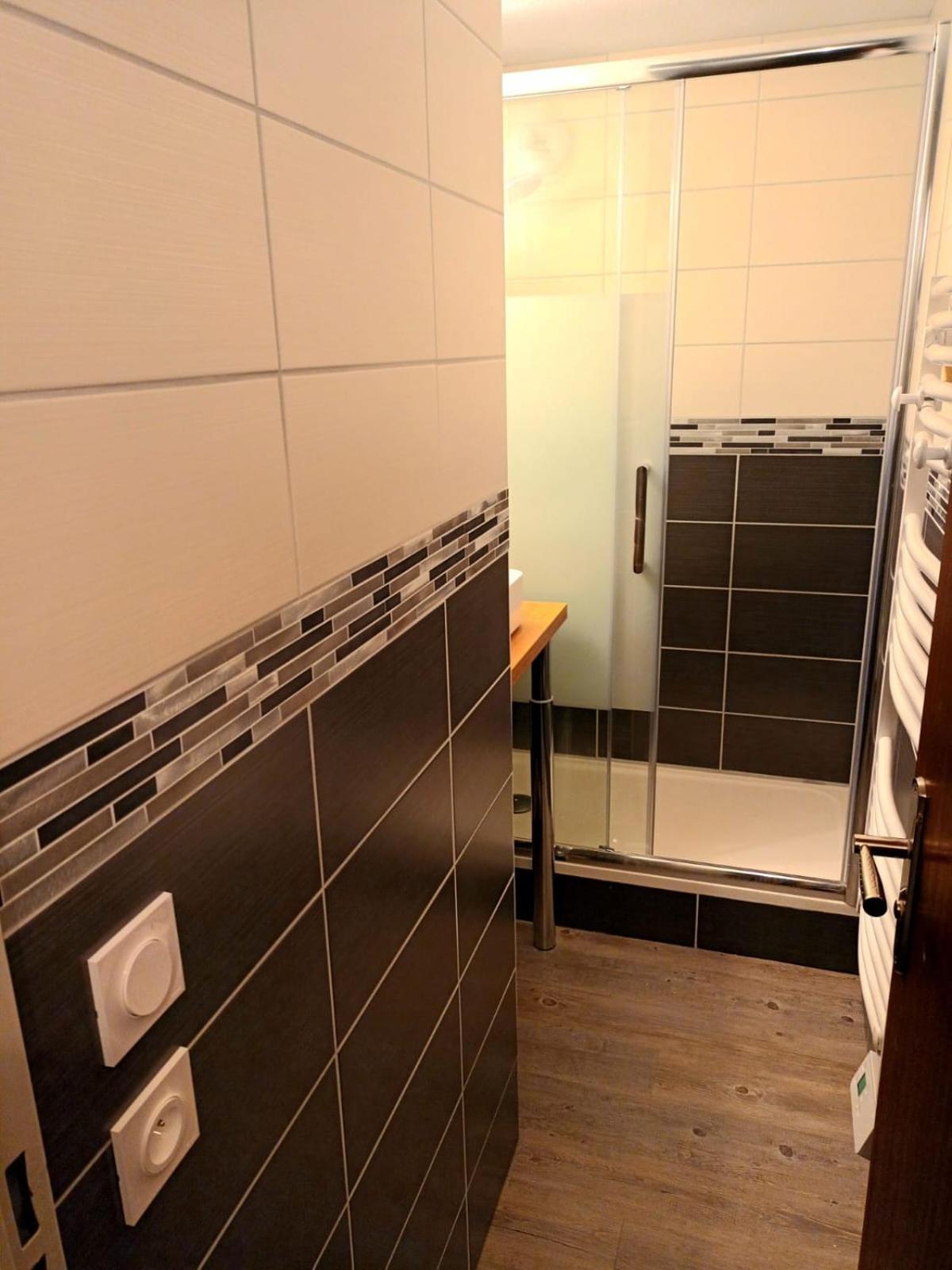סן-לארי-סולאן Appartement 4-6 Pers Proche Centre Village מראה חיצוני תמונה